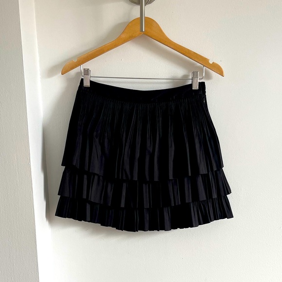 Current collection Claudie Pierlot - Mini black skirt - Picture 1 of 3